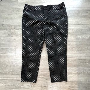 Elle Poka Dotted Capris
